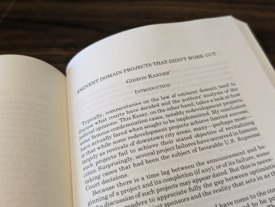 PXL_20231202_194330453.PORTRAIT PXL_20231202_194330453.PORTRAIT