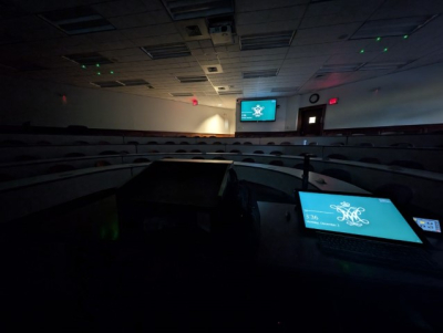 PXL_20241202_203637810